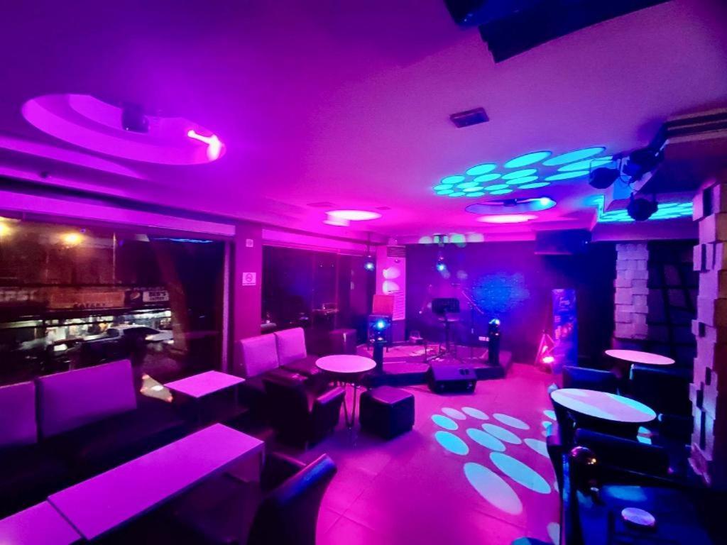 באקולוד Mo2 Westown Hotel San Juan מראה חיצוני תמונה