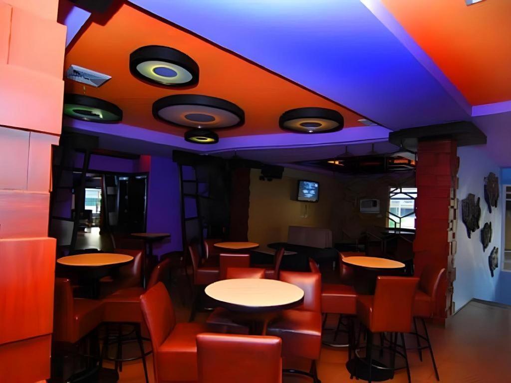 באקולוד Mo2 Westown Hotel San Juan מראה חיצוני תמונה