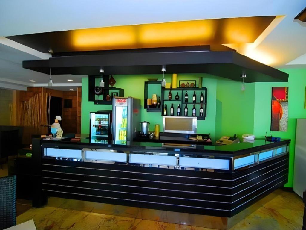 באקולוד Mo2 Westown Hotel San Juan מראה חיצוני תמונה