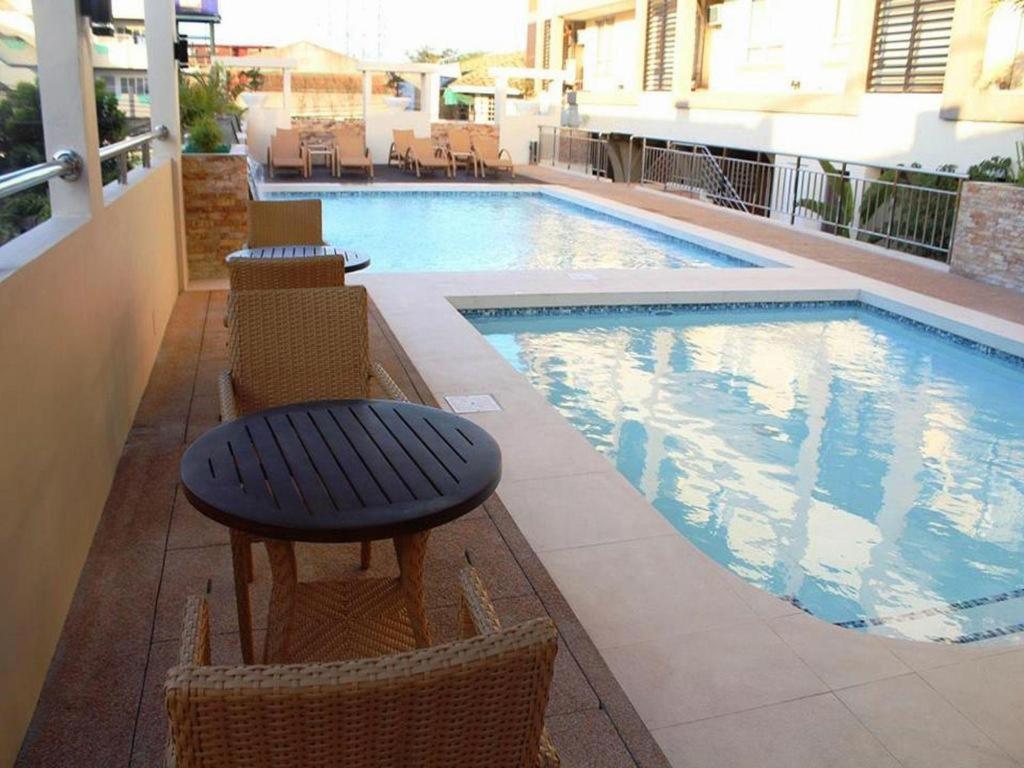 באקולוד Mo2 Westown Hotel San Juan מראה חיצוני תמונה
